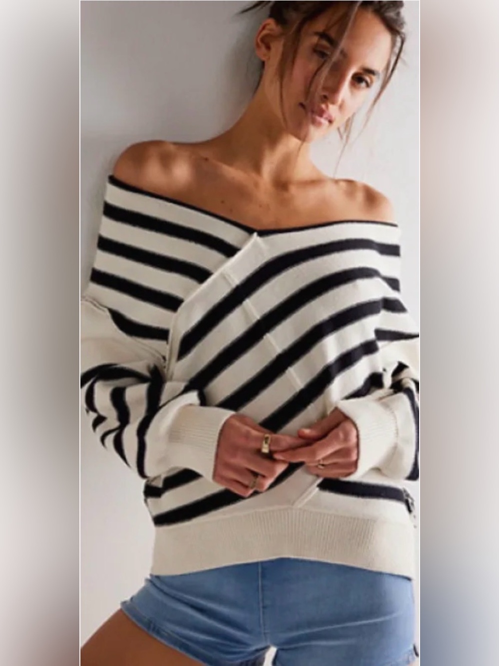 We The Free Crossroads Pullover